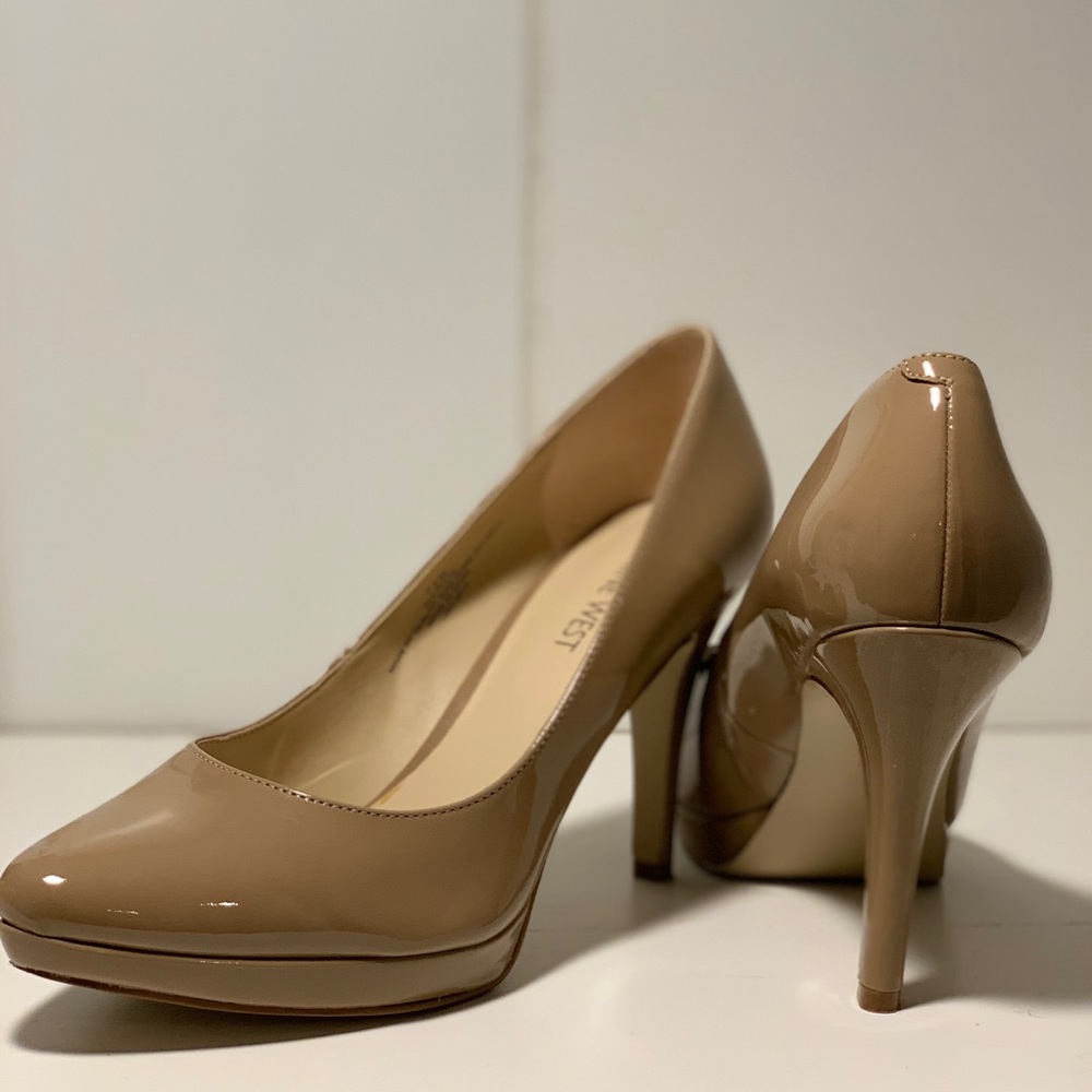 Nine West Novitao Nude Pumps Size 7 ½